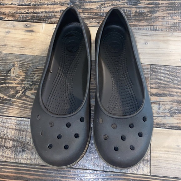 CROCS Black Flats - Picture 2 of 3
